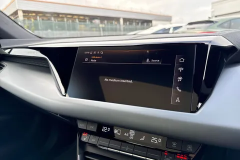 39 of 61 for AUDI E-TRON GT 435kW 105kWh S 4dr Auto