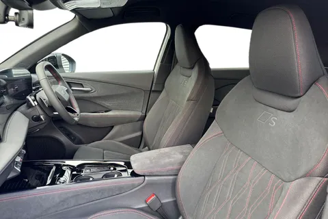  Audi Q3 2.0 TFSI Launch Edition S Tronic quattro Euro 6 (s/s) 5dr Thumbnail #16