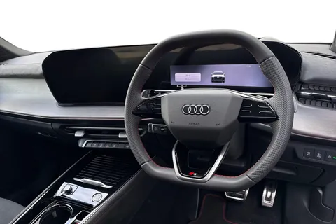  Audi Q3 2.0 TFSI Launch Edition S Tronic quattro Euro 6 (s/s) 5dr Thumbnail #18