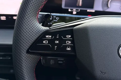  Audi Q3 2.0 TFSI Launch Edition S Tronic quattro Euro 6 (s/s) 5dr Thumbnail #59