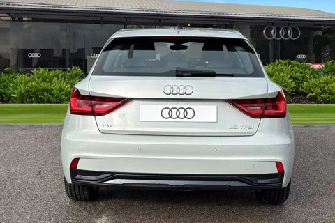 Audi A1 1.0 TFSI 25 Sport Sportback Euro 6 (s/s) 5dr Thumbnail #5