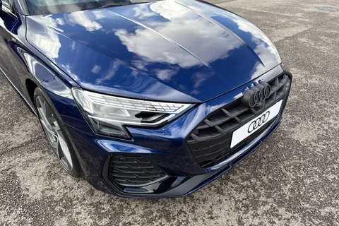  Audi A3 2.0 TDI Black Edition Sportback S Tronic Euro 6 (s/s) 5dr Thumbnail #9