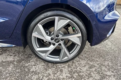  Audi A3 2.0 TDI Black Edition Sportback S Tronic Euro 6 (s/s) 5dr Thumbnail #11