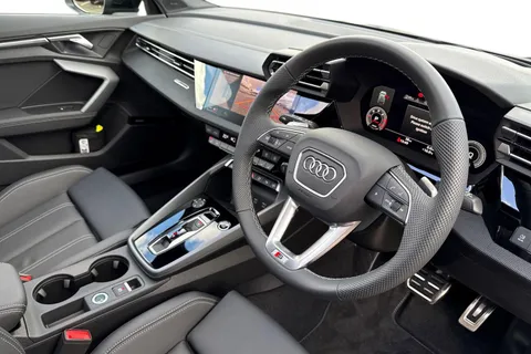  Audi A3 2.0 TDI Black Edition Sportback S Tronic Euro 6 (s/s) 5dr Thumbnail #14