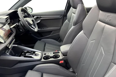  Audi A3 2.0 TDI Black Edition Sportback S Tronic Euro 6 (s/s) 5dr Thumbnail #16