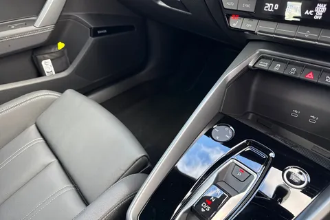  Audi A3 2.0 TDI Black Edition Sportback S Tronic Euro 6 (s/s) 5dr Thumbnail #20