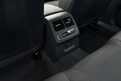 KY72LVJ Audi A4 Technik 35 TFSI 150 PS S tronic Thumbnail #31