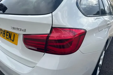 YF18ENJ BMW 3 Series 2.0 320d M Sport Touring Auto xDrive Euro 6 (s/s) 5dr Thumbnail #7