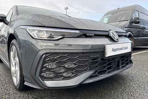 DK25ZGS Volkswagen Golf 1.5 TSI 272 GTE eHybrid 5dr DSG Thumbnail #9