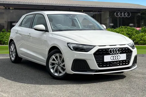  Audi A1 1.0 TFSI 30 Sport Sportback Euro 6 (s/s) 5dr Thumbnail #2