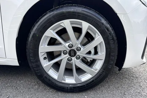  Audi A1 1.0 TFSI 30 Sport Sportback Euro 6 (s/s) 5dr Thumbnail #10