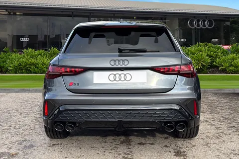 Audi S3 2.0 TFSI Black Edition Sportback S Tronic quattro Euro 6 (s/s) 5dr Thumbnail #5