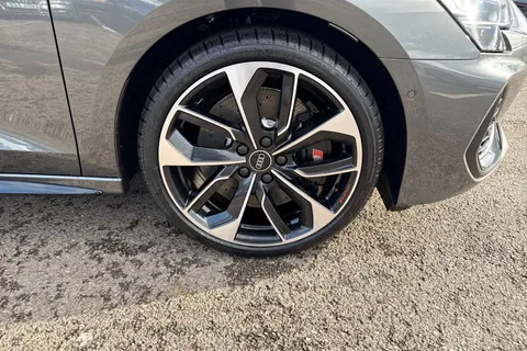 Audi S3 2.0 TFSI Black Edition Sportback S Tronic quattro Euro 6 (s/s) 5dr Thumbnail #10