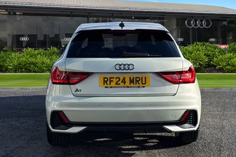 RF24MRU Audi A1 Black Edition 25 TFSI  95 PS 5-speed Thumbnail #5