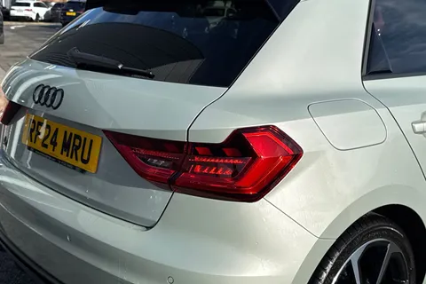 RF24MRU Audi A1 Black Edition 25 TFSI  95 PS 5-speed Thumbnail #8