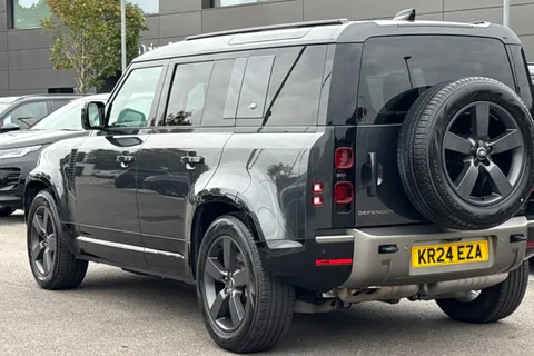 KR24EZA Land Rover Defender 110 3.0 D300 110 X-Dynamic HSE 5dr Thumbnail #3