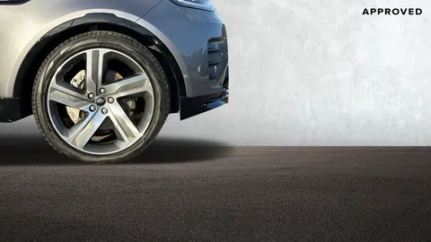 KP73JWY Land Rover Discovery 3.0 D300 R-Dynamic HSE 5dr Thumbnail #9