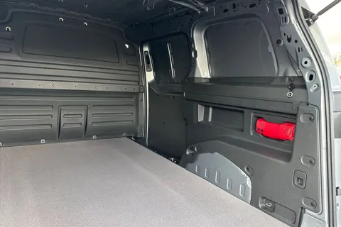 BG75CGV Volkswagen Id. Buzz Cargo 340ps Commerce Plus 79kWh Auto 4Motion 4X4 Thumbnail #32