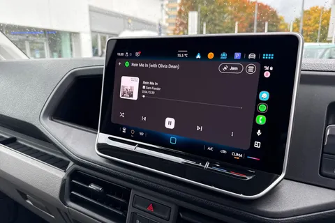 BV75OBR Volkswagen Crafter 2.0TDI  140PS CR35 LWB Commerce Plus Auto-Towpack Thumbnail #41