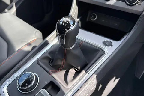 DA75CYE SEAT Ateca 1.5 TSI EVO FR Sport Euro 6 (s/s) 5dr Thumbnail #20