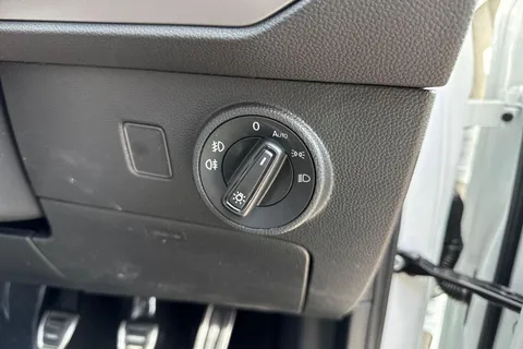 DA75CYE SEAT Ateca 1.5 TSI EVO FR Sport Euro 6 (s/s) 5dr Thumbnail #31