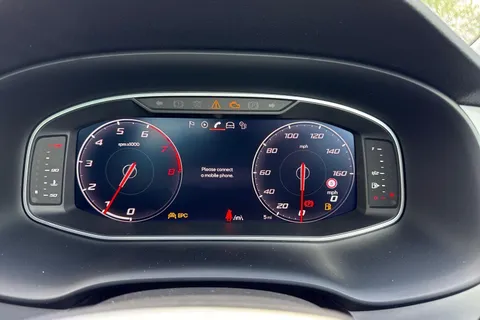 DA75CYE SEAT Ateca 1.5 TSI EVO FR Sport Euro 6 (s/s) 5dr Thumbnail #40