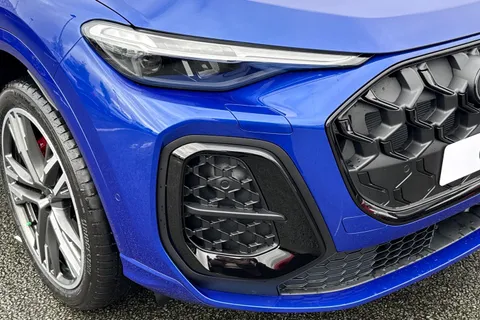 Audi Q5 2.0 TDI Edition 1 S Tronic quattro Euro 6 (s/s) 5dr Thumbnail #9