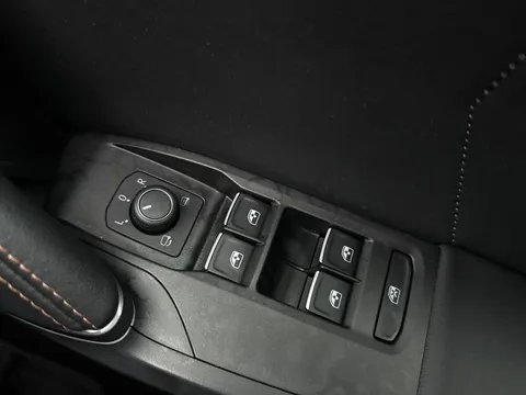 PN23UWT CUPRA Leon 2.0 TSI VZ2 5dr DSG 4Drive Thumbnail #19