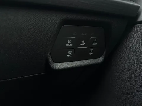 PN23UWT CUPRA Leon 2.0 TSI VZ2 5dr DSG 4Drive Thumbnail #35