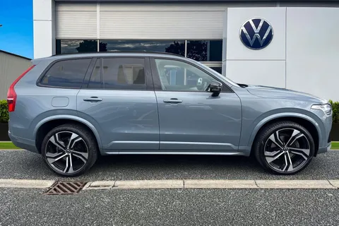 CF71FCX Volvo Xc90 2.0 B5 MHEV R-Design Auto 4WD Euro 6 (s/s) 5dr Thumbnail #4