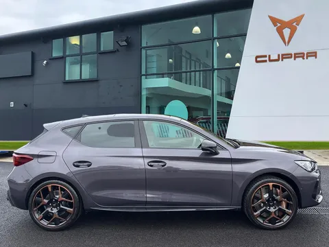  CUPRA Leon 2.0 TSI VZ3 DSG Euro 6 (s/s) 5dr Thumbnail #4