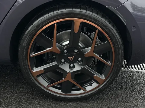  CUPRA Leon 2.0 TSI VZ3 DSG Euro 6 (s/s) 5dr Thumbnail #7