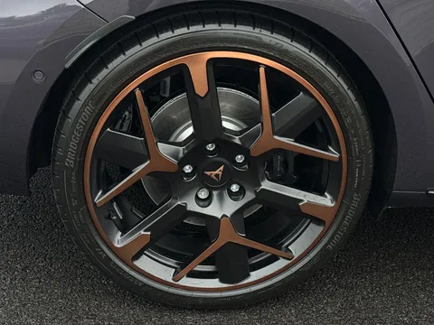  CUPRA Leon 2.0 TSI VZ3 DSG Euro 6 (s/s) 5dr Thumbnail #23