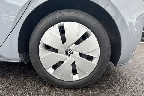 7 of 53 for VOLKSWAGEN ID.3 150kW Life Pro Performance 58kWh 5dr Auto