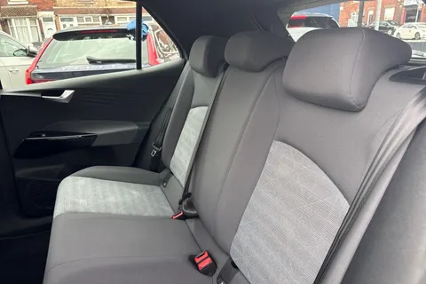 14 of 53 for VOLKSWAGEN ID.3 150kW Life Pro Performance 58kWh 5dr Auto