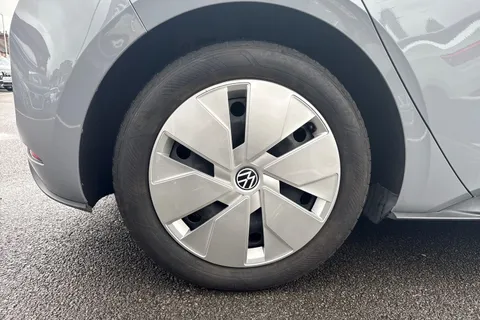 22 of 53 for VOLKSWAGEN ID.3 150kW Life Pro Performance 58kWh 5dr Auto