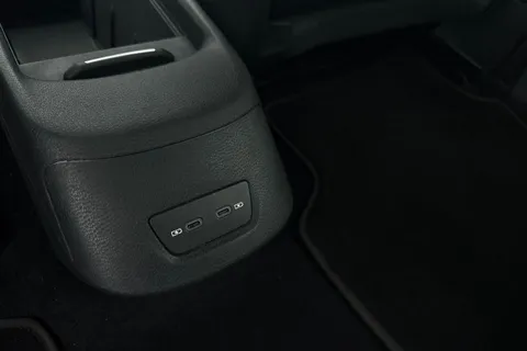 26 of 53 for VOLKSWAGEN ID.3 150kW Life Pro Performance 58kWh 5dr Auto