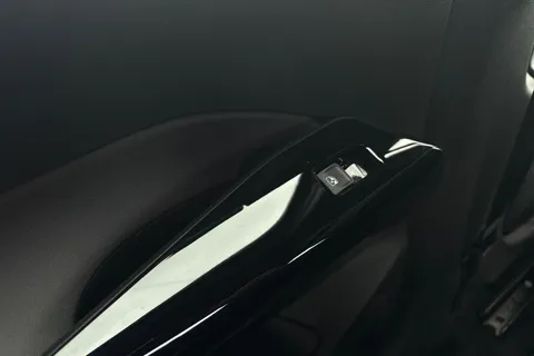 27 of 53 for VOLKSWAGEN ID.3 150kW Life Pro Performance 58kWh 5dr Auto