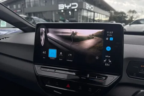 30 of 53 for VOLKSWAGEN ID.3 150kW Life Pro Performance 58kWh 5dr Auto