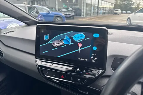 32 of 53 for VOLKSWAGEN ID.3 150kW Life Pro Performance 58kWh 5dr Auto