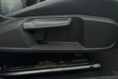 37 of 53 for VOLKSWAGEN ID.3 150kW Life Pro Performance 58kWh 5dr Auto