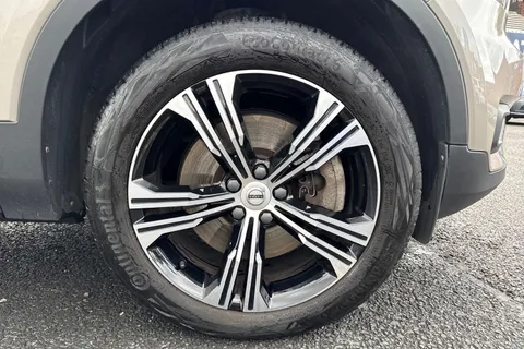 AP22VEU Volvo Xc40 1.5h T5 Recharge 10.7kWh Ultimate Bright Auto Euro 6 (s/s) 5dr Thumbnail #14