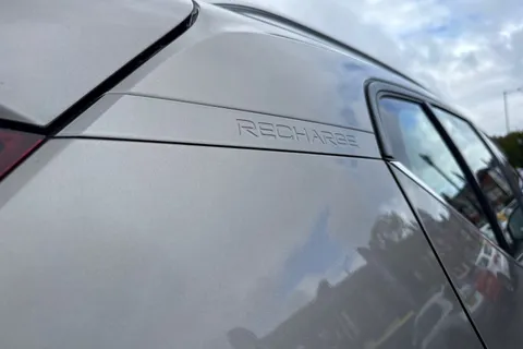 AP22VEU Volvo Xc40 1.5h T5 Recharge 10.7kWh Ultimate Bright Auto Euro 6 (s/s) 5dr Thumbnail #34