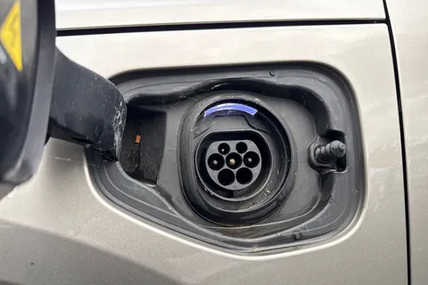 AP22VEU Volvo Xc40 1.5h T5 Recharge 10.7kWh Ultimate Bright Auto Euro 6 (s/s) 5dr Thumbnail #36