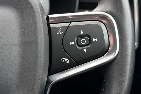 AP22VEU Volvo Xc40 1.5h T5 Recharge 10.7kWh Ultimate Bright Auto Euro 6 (s/s) 5dr Thumbnail #39