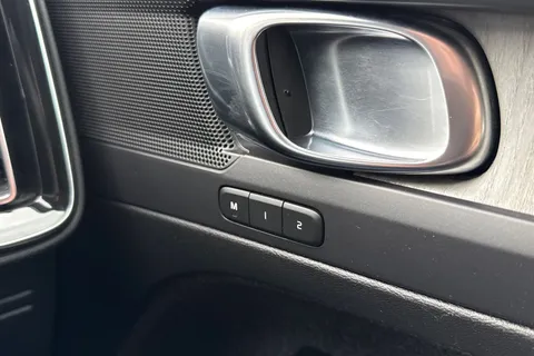 AP22VEU Volvo Xc40 1.5h T5 Recharge 10.7kWh Ultimate Bright Auto Euro 6 (s/s) 5dr Thumbnail #42