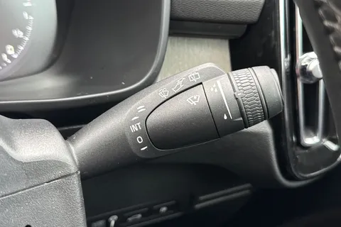 AP22VEU Volvo Xc40 1.5h T5 Recharge 10.7kWh Ultimate Bright Auto Euro 6 (s/s) 5dr Thumbnail #43