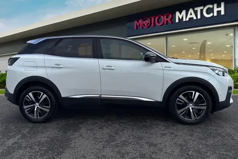 FT18RMZ PEUGEOT 3008 1.2 PureTech GT Line Euro 6 (s/s) 5dr Thumbnail #4