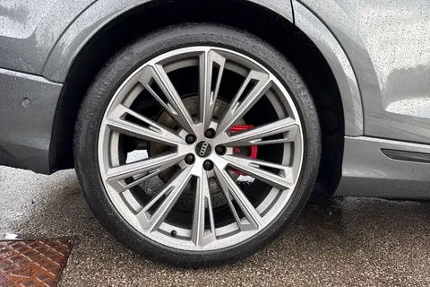  Audi SQ8 4.0 TFSI V8 Black Edition Tiptronic quattro Euro 6 (s/s) 5dr Thumbnail #12