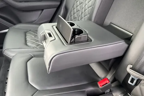  Audi SQ8 4.0 TFSI V8 Black Edition Tiptronic quattro Euro 6 (s/s) 5dr Thumbnail #27